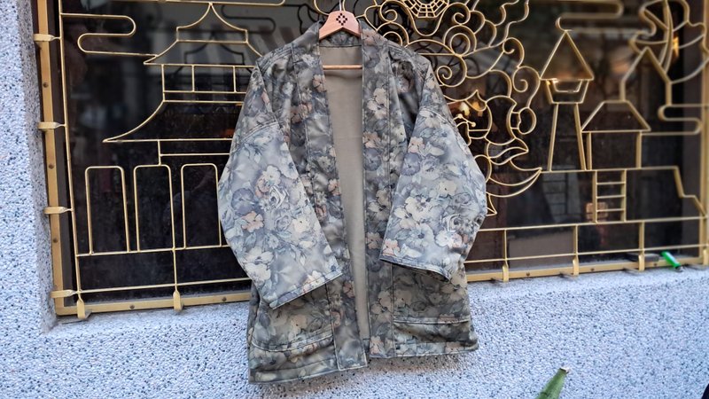 AMIN'S SHINY WORLD splash ink floral camouflage print KIMONO - Men's Coats & Jackets - Cotton & Hemp Multicolor