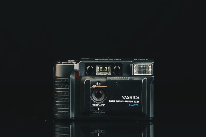 YASHICA AUTO FOCUS MOTOR II D #4703 #135底片相機 - 相機/拍立得/底片相機 - 其他金屬 黑色