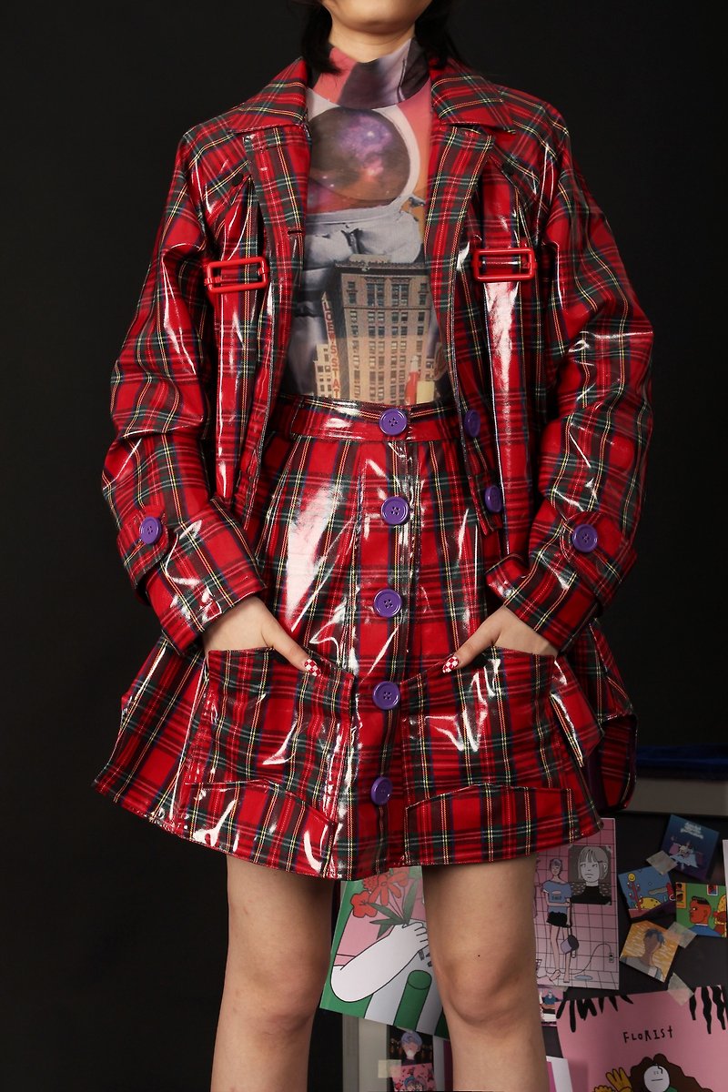 Autumn and winter new bright red plaid big short high waist umbrella skirt skirt with lining - Skirts - Other Man-Made Fibers Red