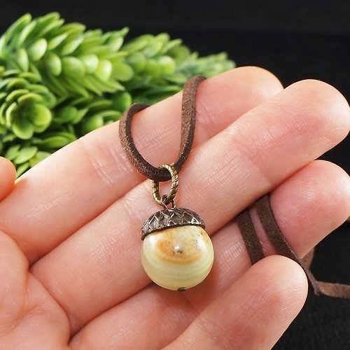 AGATIX Green Brown Onyx Brass Acorn Forest Woodland Nature Jewelry Pendant Necklace