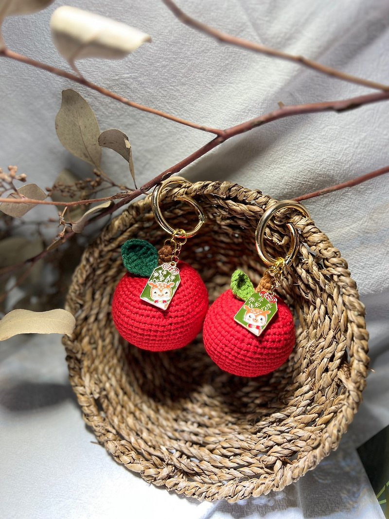 [Rabbit Bell] Weaving works ~ Ping An An apple key ring / bag pendant - Keychains - Cotton & Hemp White