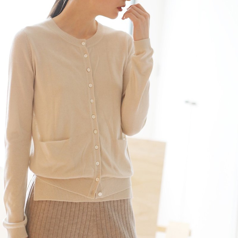 KOOW South Wind Luxurious Touch Soft Silky Silk Cashmere Classic Cardigan - เสื้อผู้หญิง - ขนแกะ 
