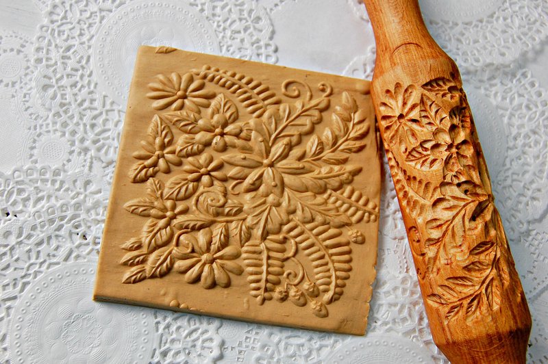 Rolling pins with flowers,rolling pins engraved, rolling pins pattern - 廚房家電 - 木頭 咖啡色