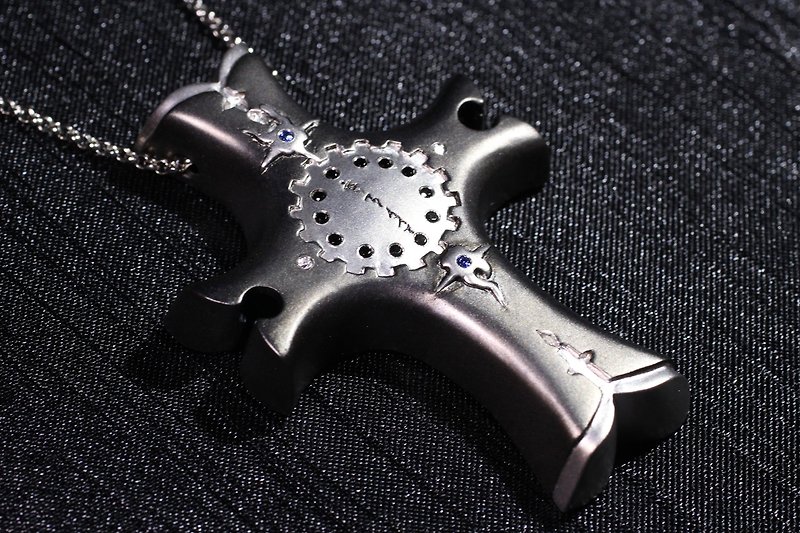 [Grandpa Timo’s Workshop] Special Project [FGO] Matthew-Shield 925 Silver Cross Pendant - Necklaces - Silver Black