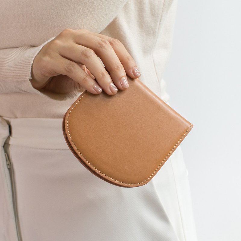 ARCH slim leather wallet in Light tan - กระเป๋าสตางค์ - หนังแท้ สีนำ้ตาล