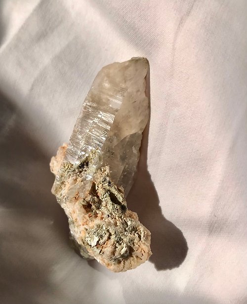 Could9Crystal 巴西 干涉水晶 骨幹 水晶簇 雲母共生 城堡 礦標 天然原石