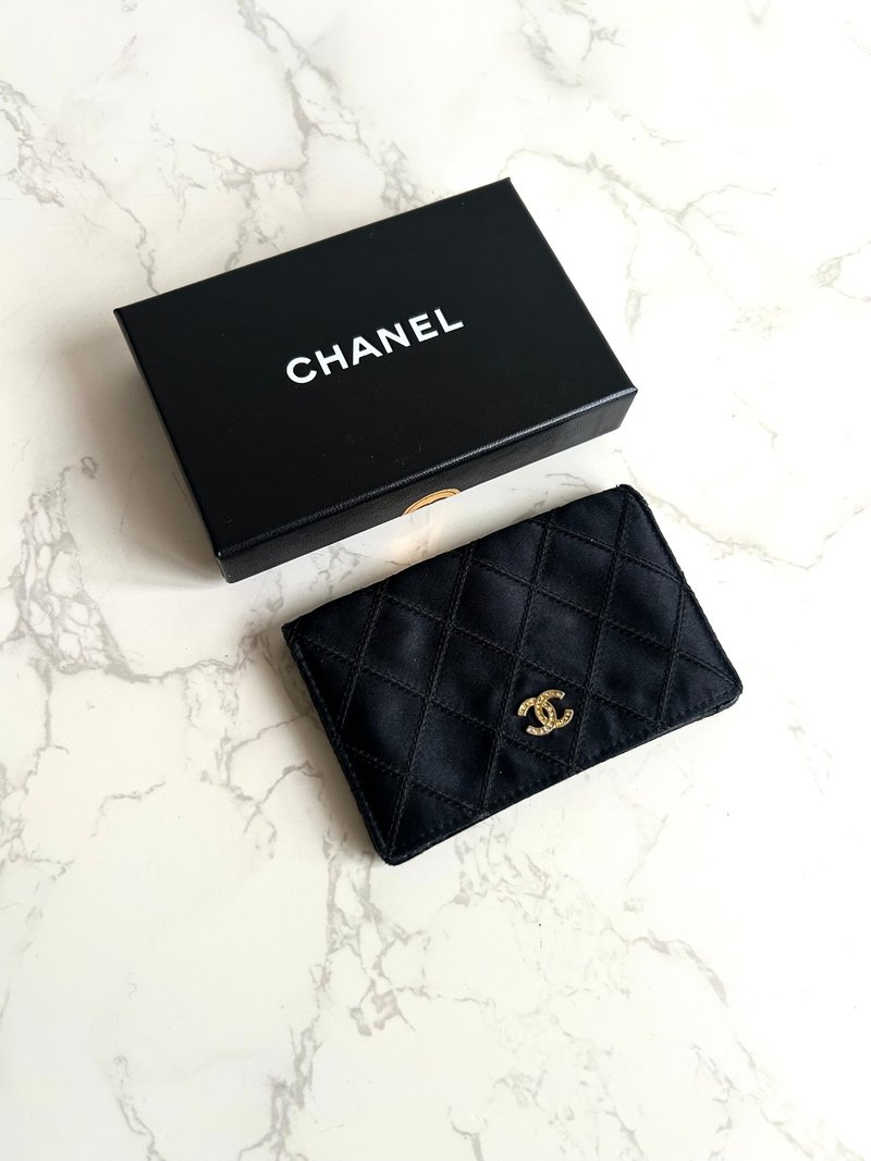稀有Chanel 黑金色絲絹水鑽短夾 錢包 中夾 卡片包 皮革包 中古包 - 銀包 - 真皮 黑色