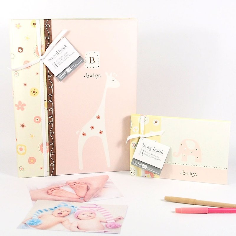 Pink Animal 76 Full Color Page Buy Big Get Small Gift【GWC-Baby Record Book/Growth Memorial】 - อัลบั้มรูป - กระดาษ หลากหลายสี