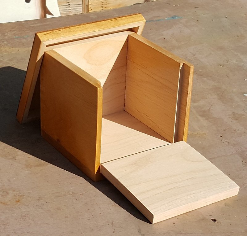 [Xiongkang Woodworking Workshop] Multifunctional wooden box (small) - กล่องเก็บของ - ไม้ สีนำ้ตาล