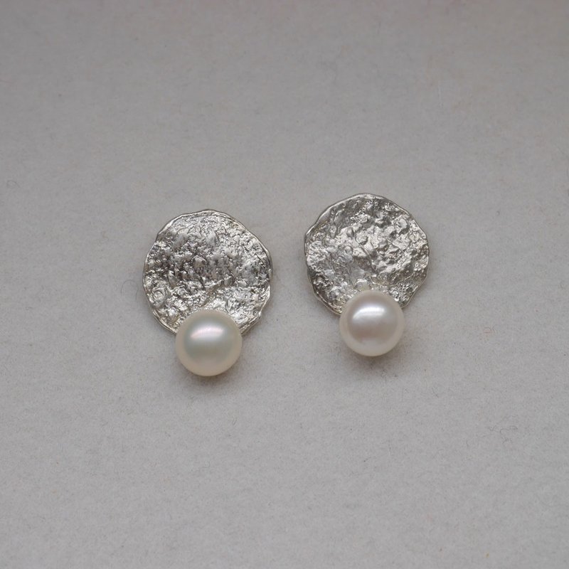 rock texture pearl earrings - Earrings & Clip-ons - Pearl Silver