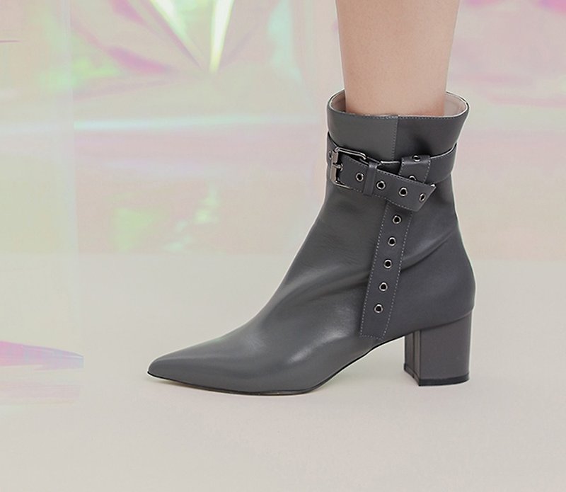 Broadband sense of discount decorated with rough leather boots ash - รองเท้าบูทยาวผู้หญิง - หนังแท้ สีเทา
