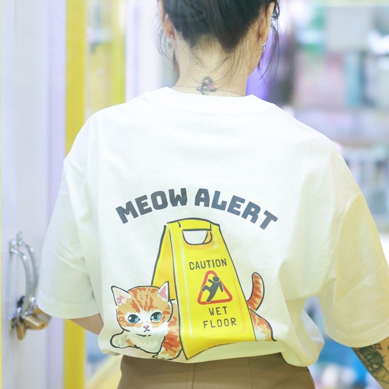 【CREEPS】Meow Alert ルーズヘビープリントTシャツ - Tシャツ メンズ - コットン・麻 多色