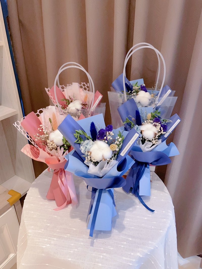 紅豆粉棉花花束 小花束 乾燥花束 生日禮物 畢業花束 情人節花束 - 乾燥花/永生花 - 植物．花 多色