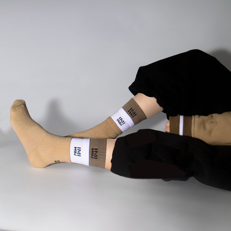 Coffee white Brown three-layer socks pressure 3/4 socks - ถุงเท้า - ผ้าฝ้าย/ผ้าลินิน สีกากี