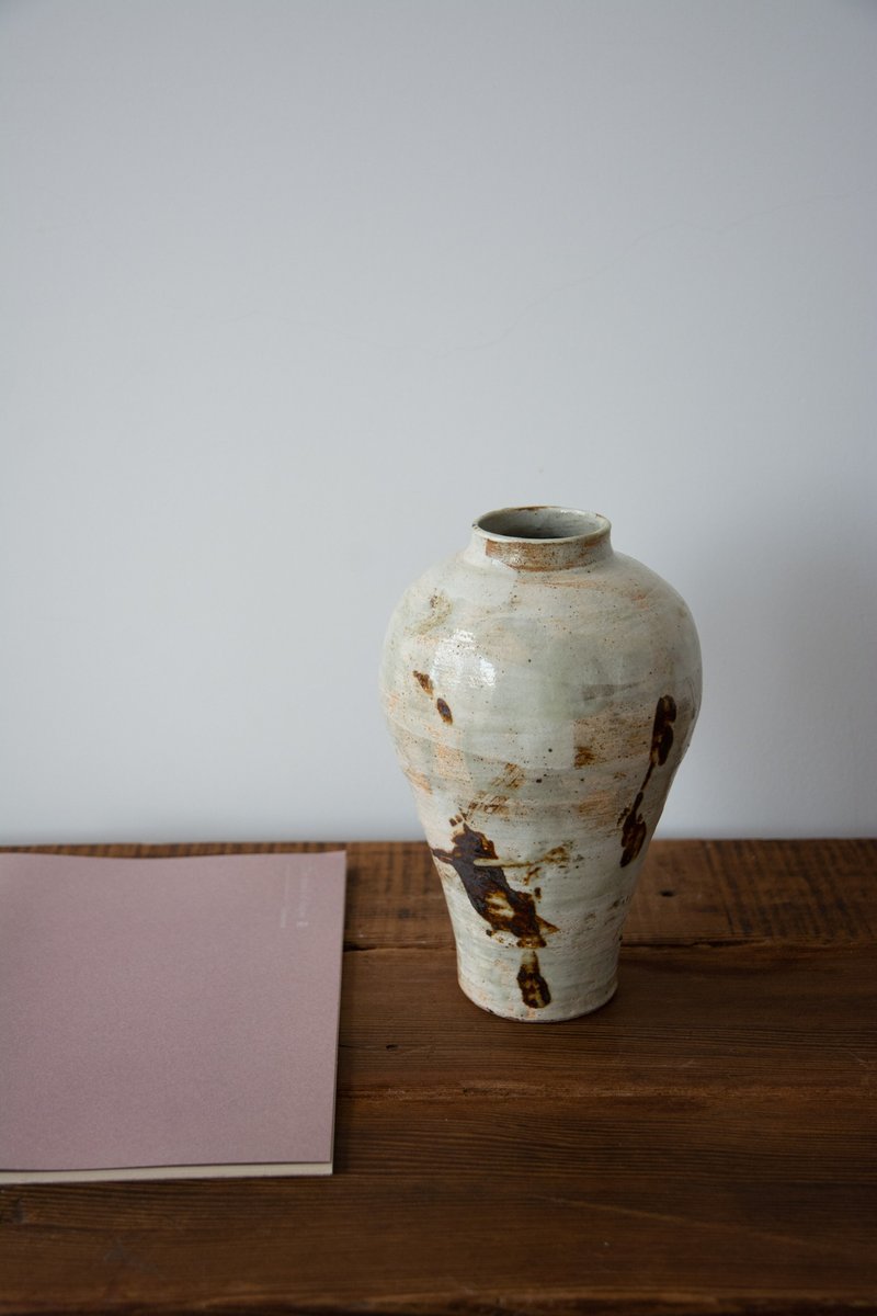 白化妝花器 - 花瓶/花器 - 陶 