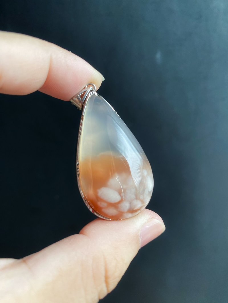 櫻花瑪瑙 牛血紅 冰透 溫柔 漸層花 S925銀鑲拖 天然石 項鍊 - 項鍊 - 水晶 紅色