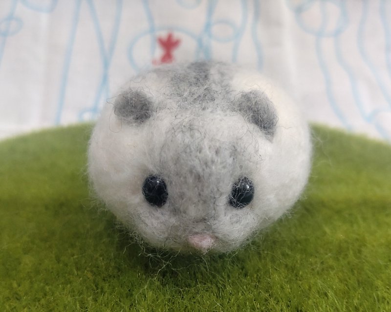 Needle Felt Pet Hamster Laying Position (no legs) - Other - Wool White