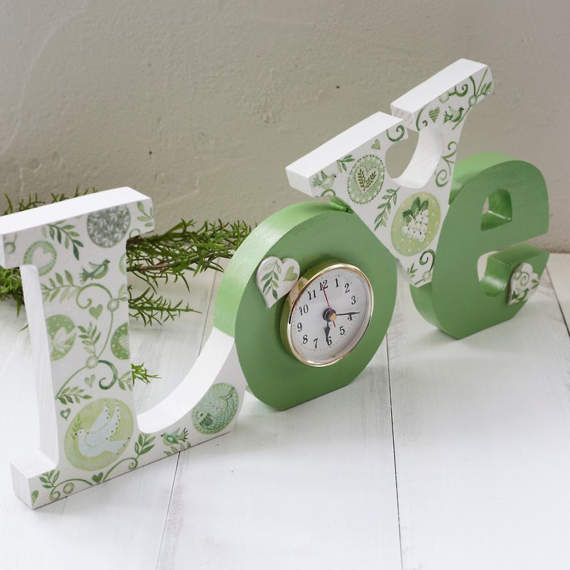 Wood [Love] Love and Hope Japanese style fresh and natural solid wood desk clock - นาฬิกา - ไม้ สีเขียว
