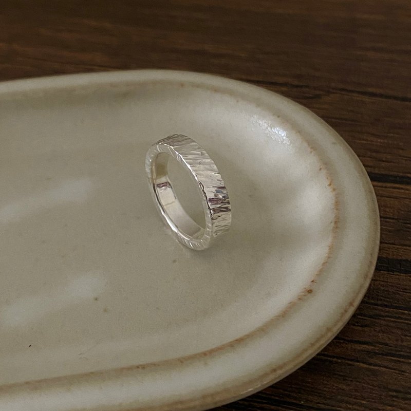 [Graduation Gift] Rock Pattern Ring (Single) 925 Sterling Silver Engraved Pair of Rings Wedding Rings and Tail Rings for Couples - แหวนทั่วไป - เงินแท้ สีเงิน