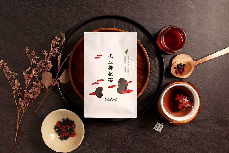 [Yunchu Tea Food] Taiwan Qigu Black Bean - A good partner during menstrual period - Black Bean and Wolfberry Tea (15 pieces/bag) - อาหารเสริมและผลิตภัณฑ์สุขภาพ - อาหารสด 