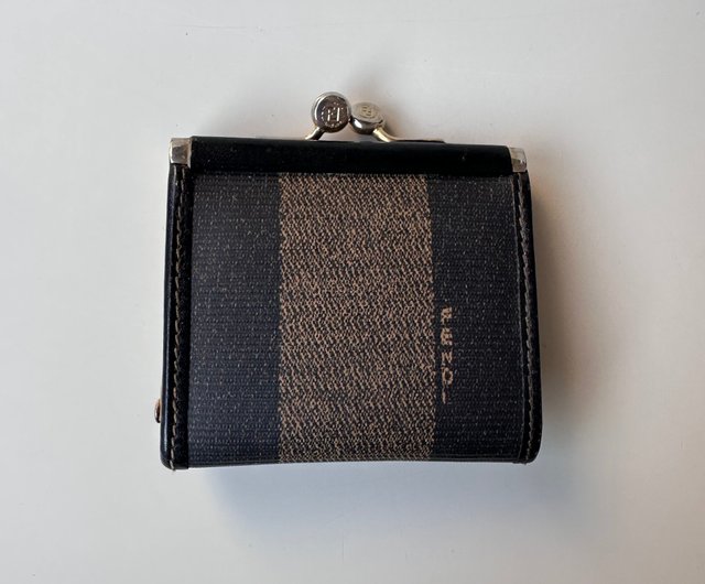 Vintage fendi 2025 coin purse