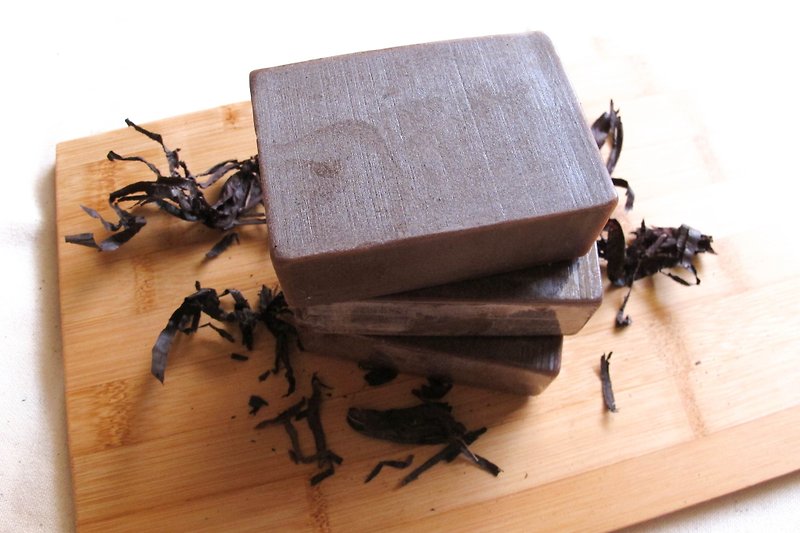 Gong Zhi Secret Qingxin Lithospermum Soap 4 Into | Purple Mind Soap 120g Precious Natural Chinese Herbal Hand-made Soap (Lithocarpus Honeysuckle, Red Flower Licorice Gentian Grass) - สบู่ - พืช/ดอกไม้ 