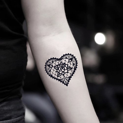 OhMyTat OhMyTat 蕾絲心 Lace Heart 刺青圖案紋身貼紙 (2 張)