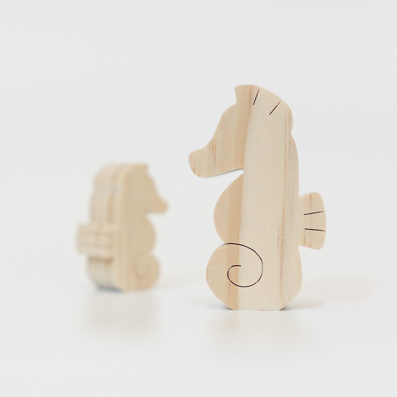 wagaZOO thick-cut building blocks ocean series-seahorse - Items for Display - Wood Khaki