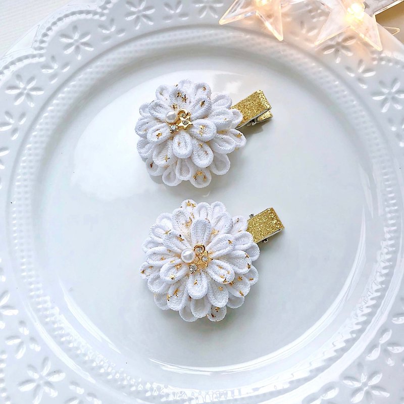 Japanese style and wind cloth flower star mesh collage pearl drill children's hairpin - Baby Accessories - Other Materials White