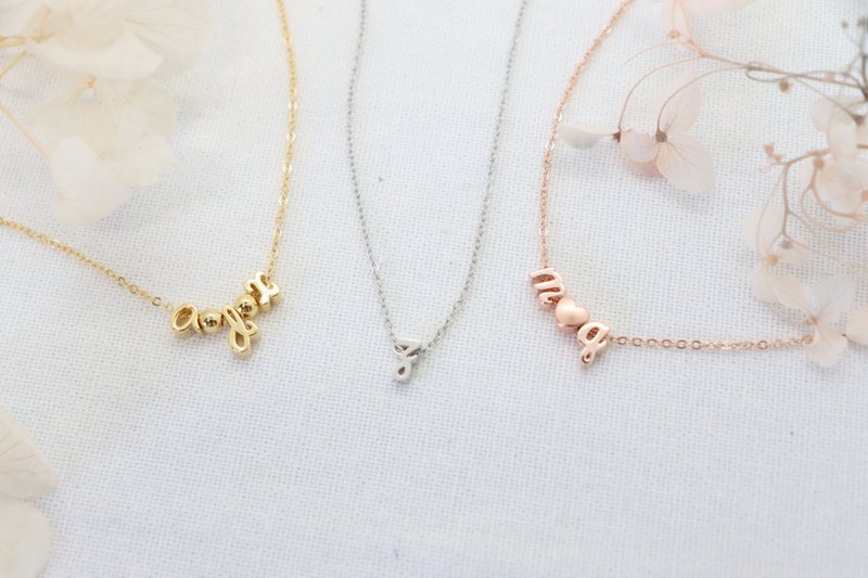 Personalized 3D Mini Letters Necklace Delicate Custom Initial Charm Dainty Name - 項鍊 - 銅/黃銅 金色