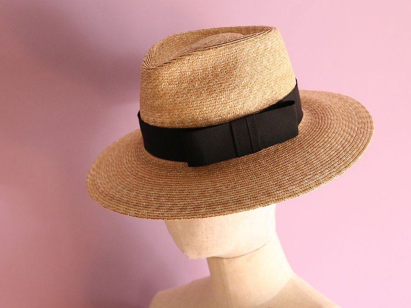 Wide Brim Straw Fedora Hat "Sophie" - หมวก - พืช/ดอกไม้ สีดำ