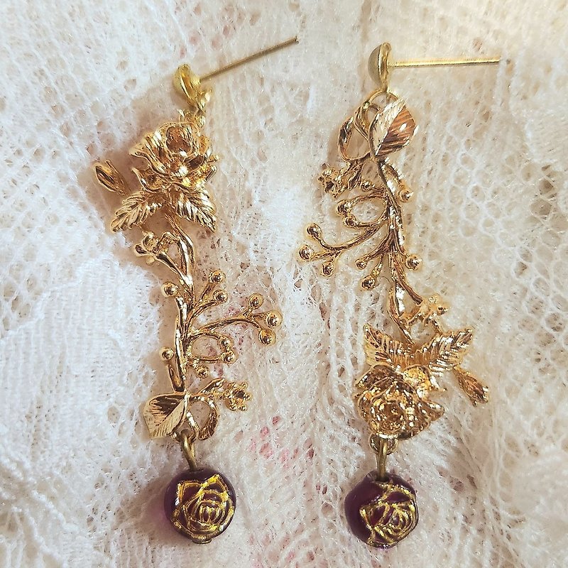 [Graduation Gift] [Full Purchase Discount] Czech hand-painted beaded Bronze electric gold earrings (can be changed into Clip-On) - ต่างหู - ทองแดงทองเหลือง สีม่วง