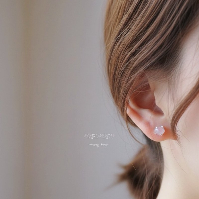 925純銀耳環 粉水晶耳環 純銀耳針 | 6mm馬粉晶 一對 ER-00007 - 耳環/耳夾 - 純銀 粉紅色