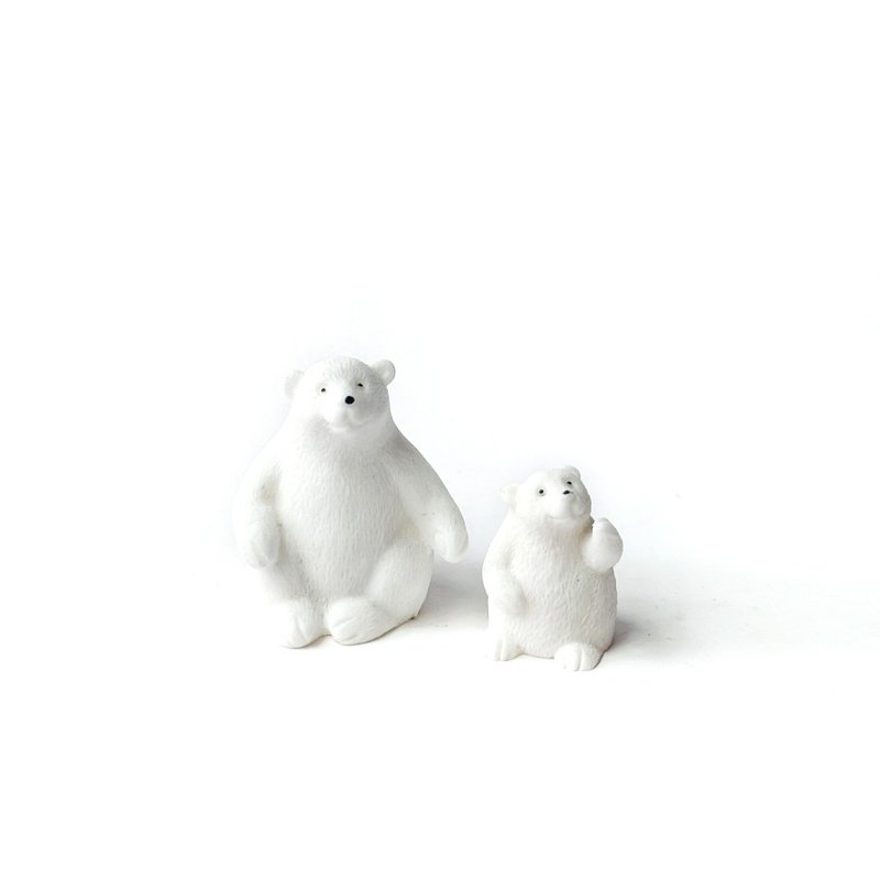 (In stock) Potted plant decoration polar bear mother and baby ornaments two-piece set micro landscape inserts - Items for Display - Resin White