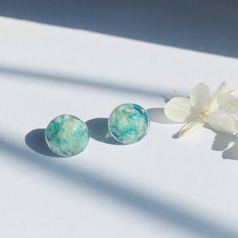 Embossed Resin Earrings | Preserved Flower Earrings | Dried Flower Earrings | Hand Made Earrings - Earrings & Clip-ons - Plants & Flowers Green