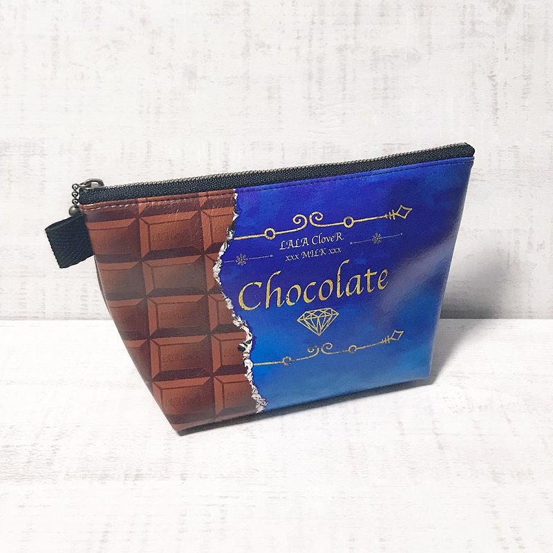 Pouch Chocolate / Cosmetic pouch / accessory case / Sweets / dessert - กระเป๋าเครื่องสำอาง - หนังเทียม สีน้ำเงิน