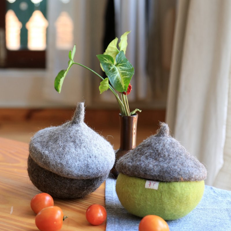 Wool felt container acorn storage box gray chestnut / moving in gift / pre-order - กล่องเก็บของ - ขนแกะ สีเทา