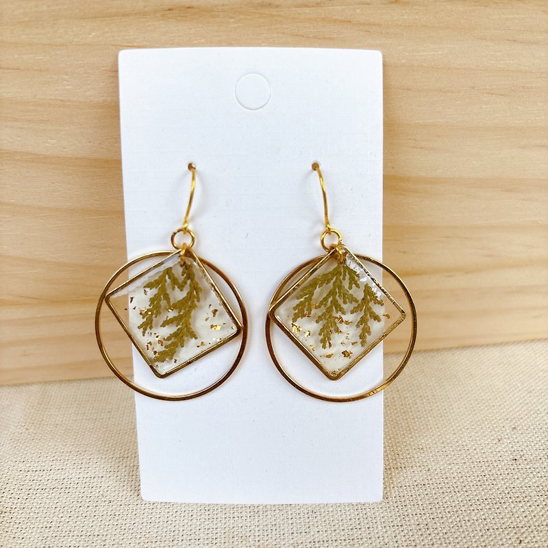 Cypress leaf embossed earrings and hooks - Earrings & Clip-ons - Resin Green