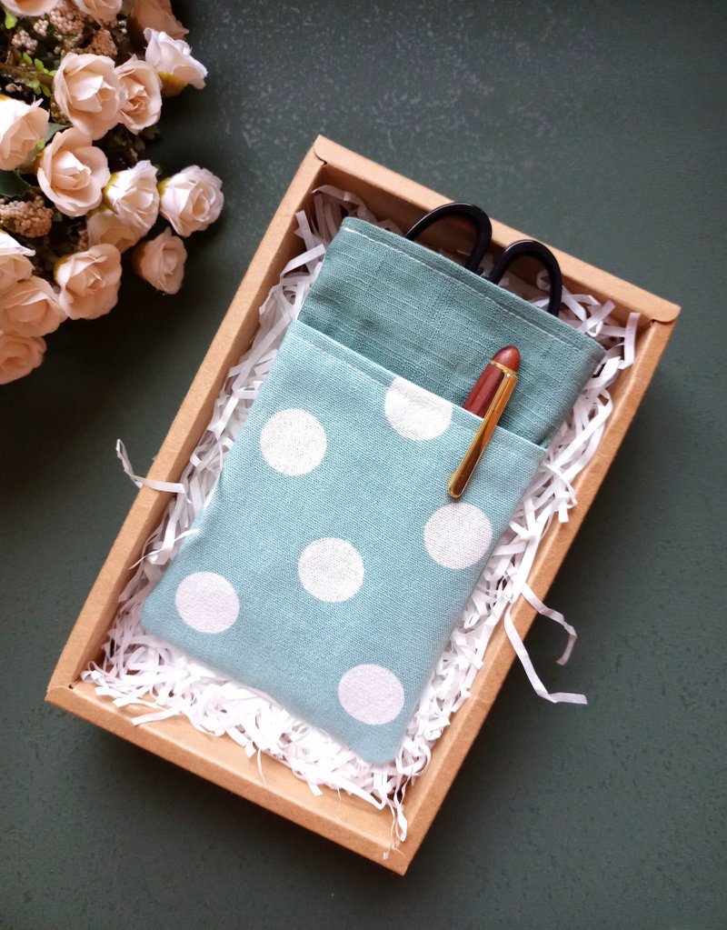 Hand-sewn - nurse/physician double-layer pencil case - color matching - กล่องดินสอ/ถุงดินสอ - ผ้าฝ้าย/ผ้าลินิน หลากหลายสี