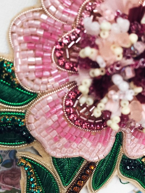 Peony Handmade Embroidered Beaded Brooch flower beads Pink Botanical - Shop  ROZMARINstore Brooches - Pinkoi