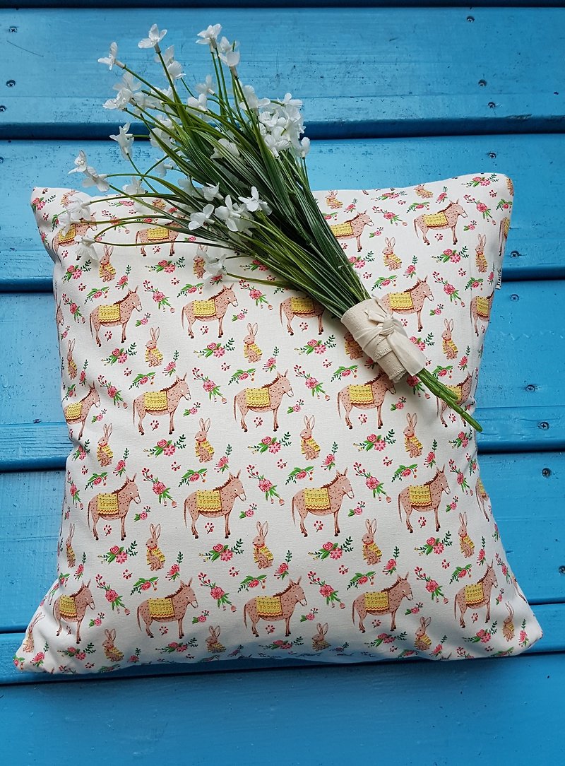 Nordic Fresh Cute Rabbit Donkey Deep Pattern Pillow Pillow Pillow Cushion Pillowcase - หมอน - ผ้าฝ้าย/ผ้าลินิน ขาว