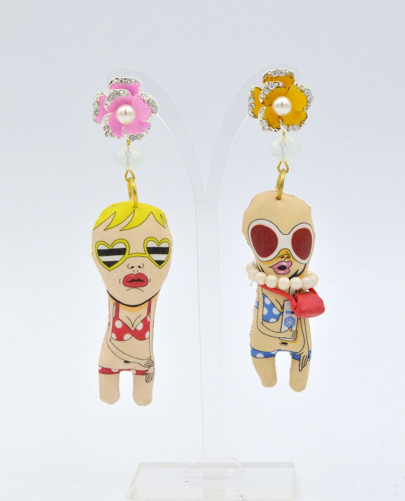 TIMBEE LO sunglasses beautiful hand-made ragdoll earrings only one each - Earrings & Clip-ons - Polyester Multicolor