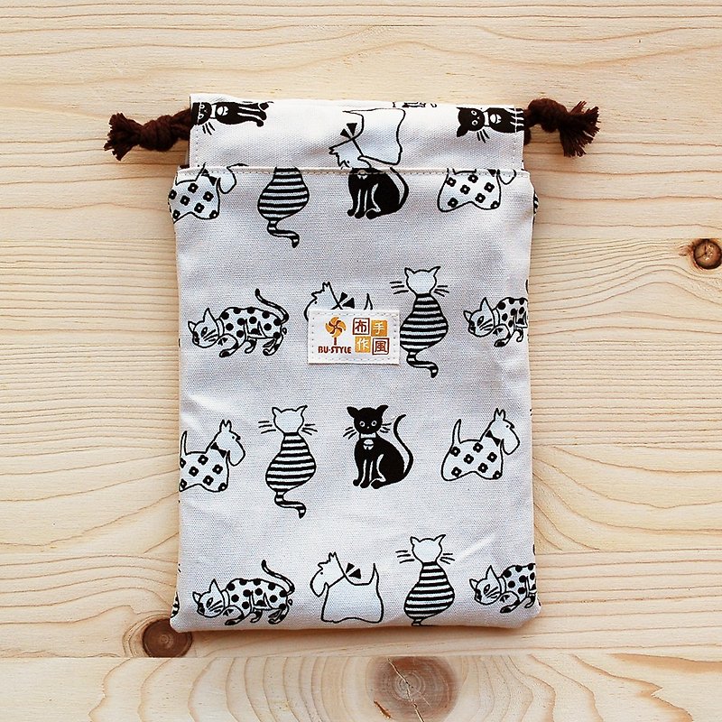 Cat and Dog Dog Drawstring Pockets (Medium) / Left 1 - Toiletry Bags & Pouches - Cotton & Hemp White