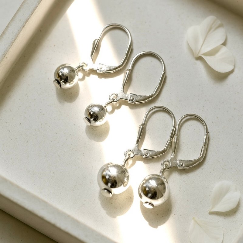 Sterling Silver Lever Back Ball Earrings | Rhodium Plated 6mm & 8mm - 耳環/耳夾/耳骨夾 - 純銀 銀色