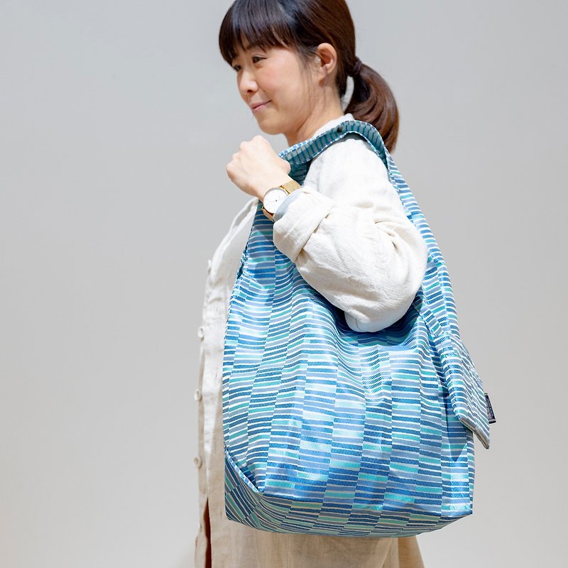 【防水・撥水エコバッグ】Umbrella cloth bag 枝 - その他 - ポリエステル ブルー