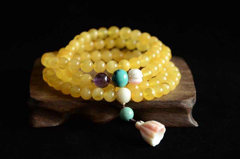 Customized [立秋] Amber Natural Organic Gem Natural Amber 108 Beads Bracelet - Bracelets - Gemstone Yellow