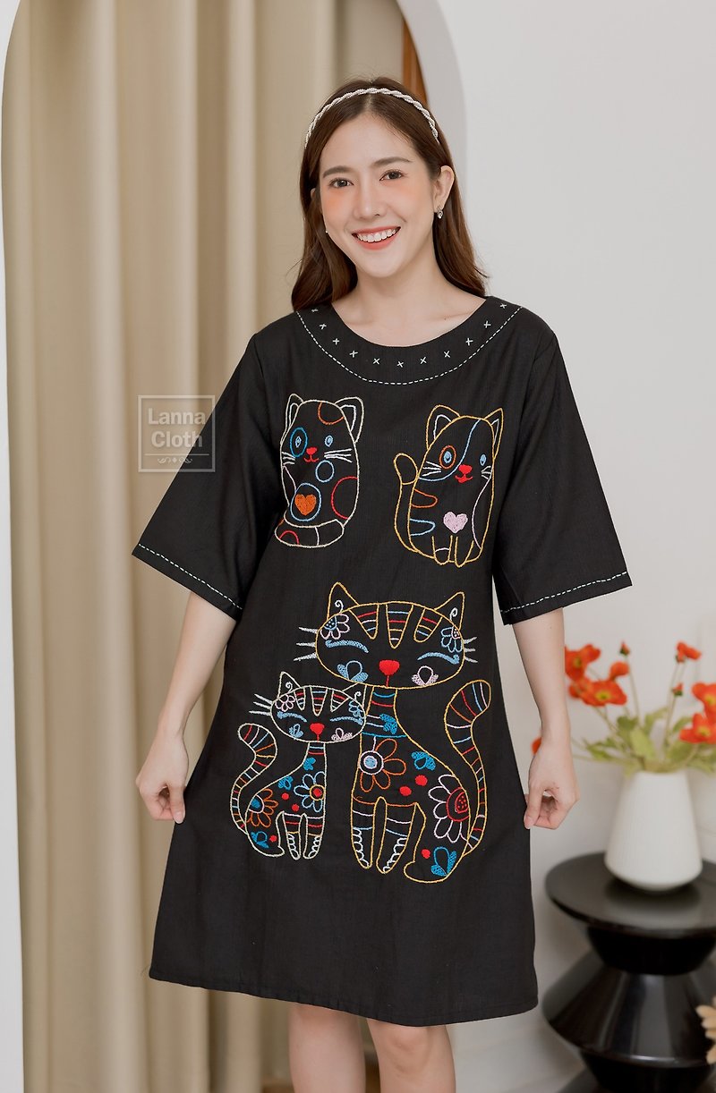 Chinmai cotton dress, black  embroidered with a cat pattern. Because it is han - One Piece Dresses - Cotton & Hemp 