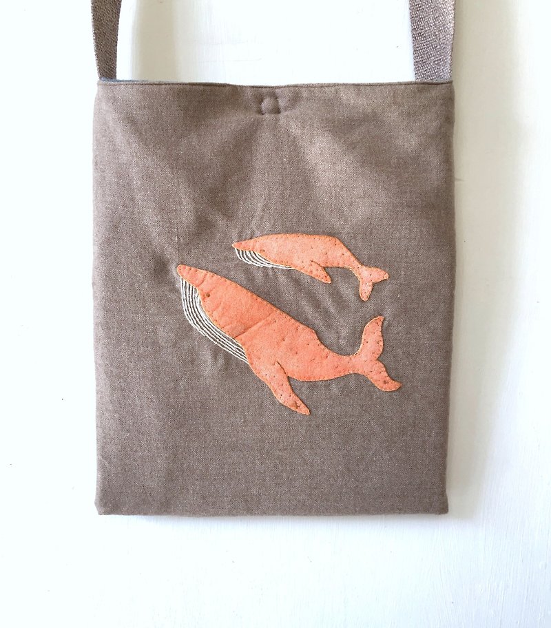 Parent-child seat head snails embroidered cloth bag Linen - Messenger Bags & Sling Bags - Cotton & Hemp Orange