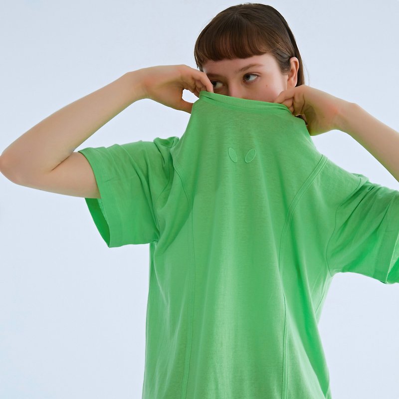 10 MOOn 時尚舒適 Comfort 純棉系列 豆豆眼睛綠上衣 - 女裝 上衣 - 棉．麻 綠色