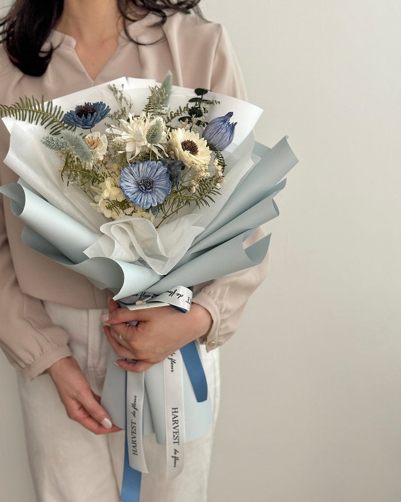 Graduation bouquet-large sunflower immortalized dry bouquet with bag - ช่อดอกไม้แห้ง - พืช/ดอกไม้ สีส้ม